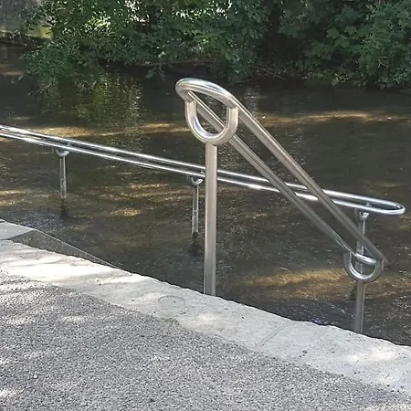 100m Zum Ulmer Muenster: 57m² An Der Blau 울름