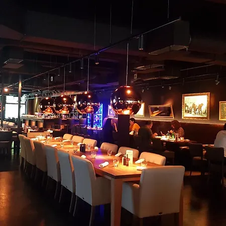 100m Zum Ulmer Münster: 57m² An Der Blau * Ulm